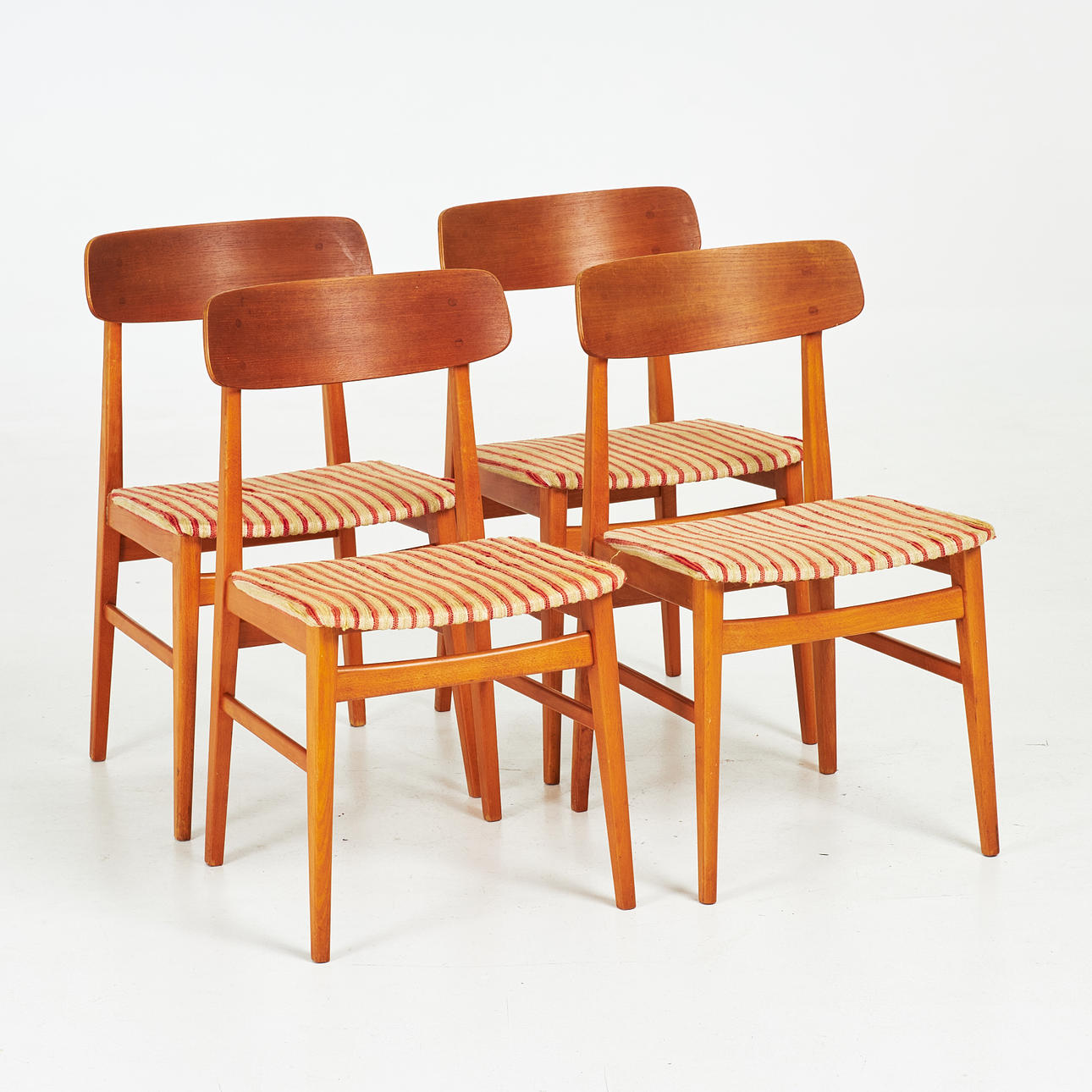 STOLAR, 4 st, 1960-tal, sannolikt Danmark, teak, svängd ryggbricka ...
