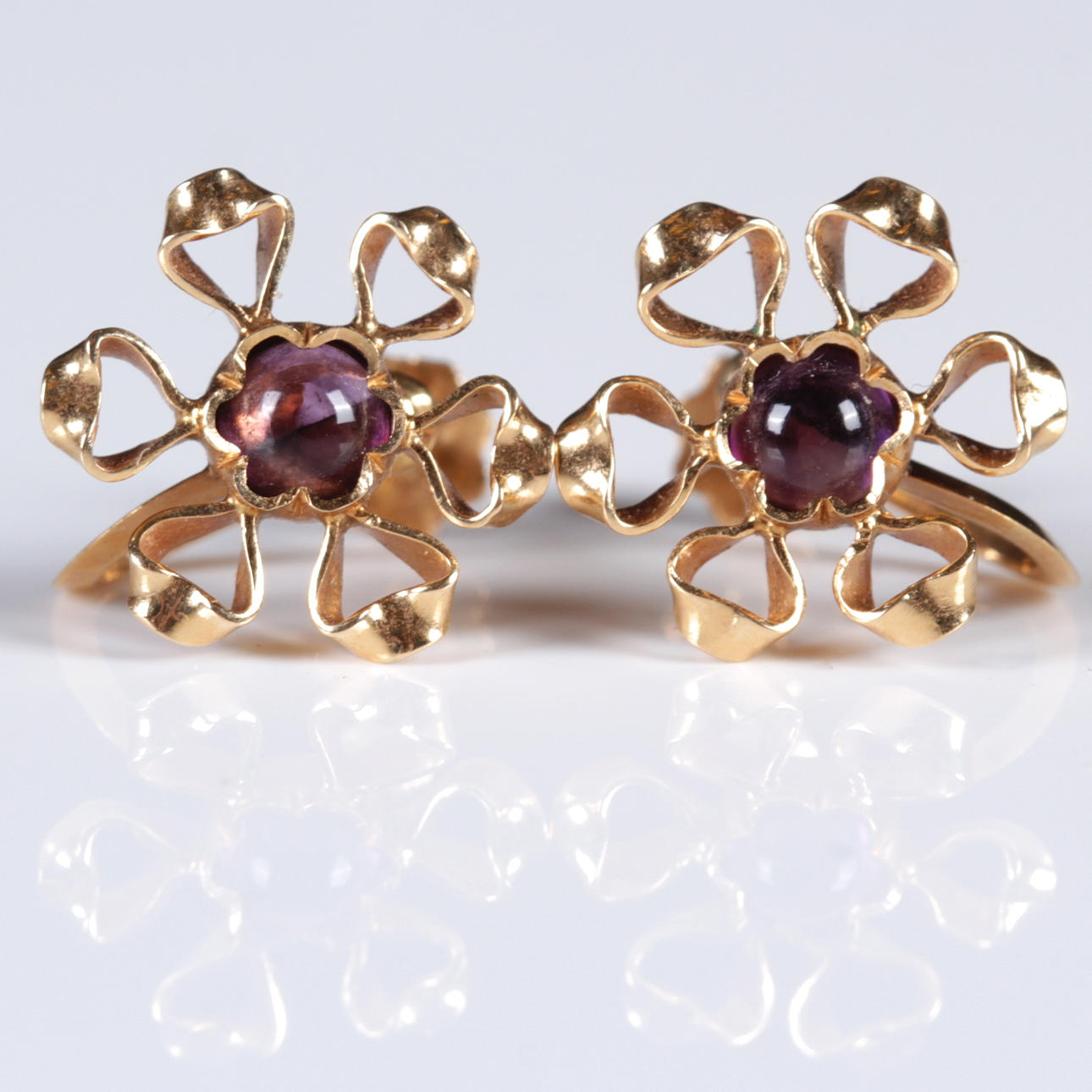 ÖRHÄNGEN, ett par, 18k guld, Petterssons Eftr Juvelerar Ab, Stockholm, 1900-tal.