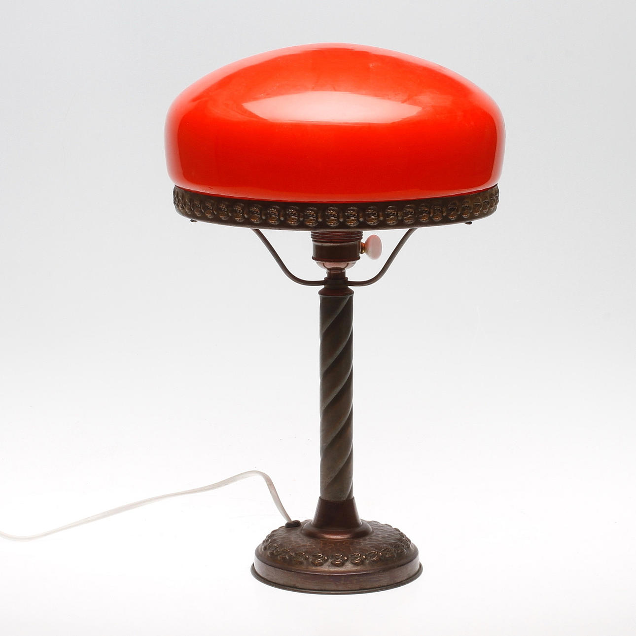 BORDSLAMPA, så kallad Strindbergslampa, 1900-tal.