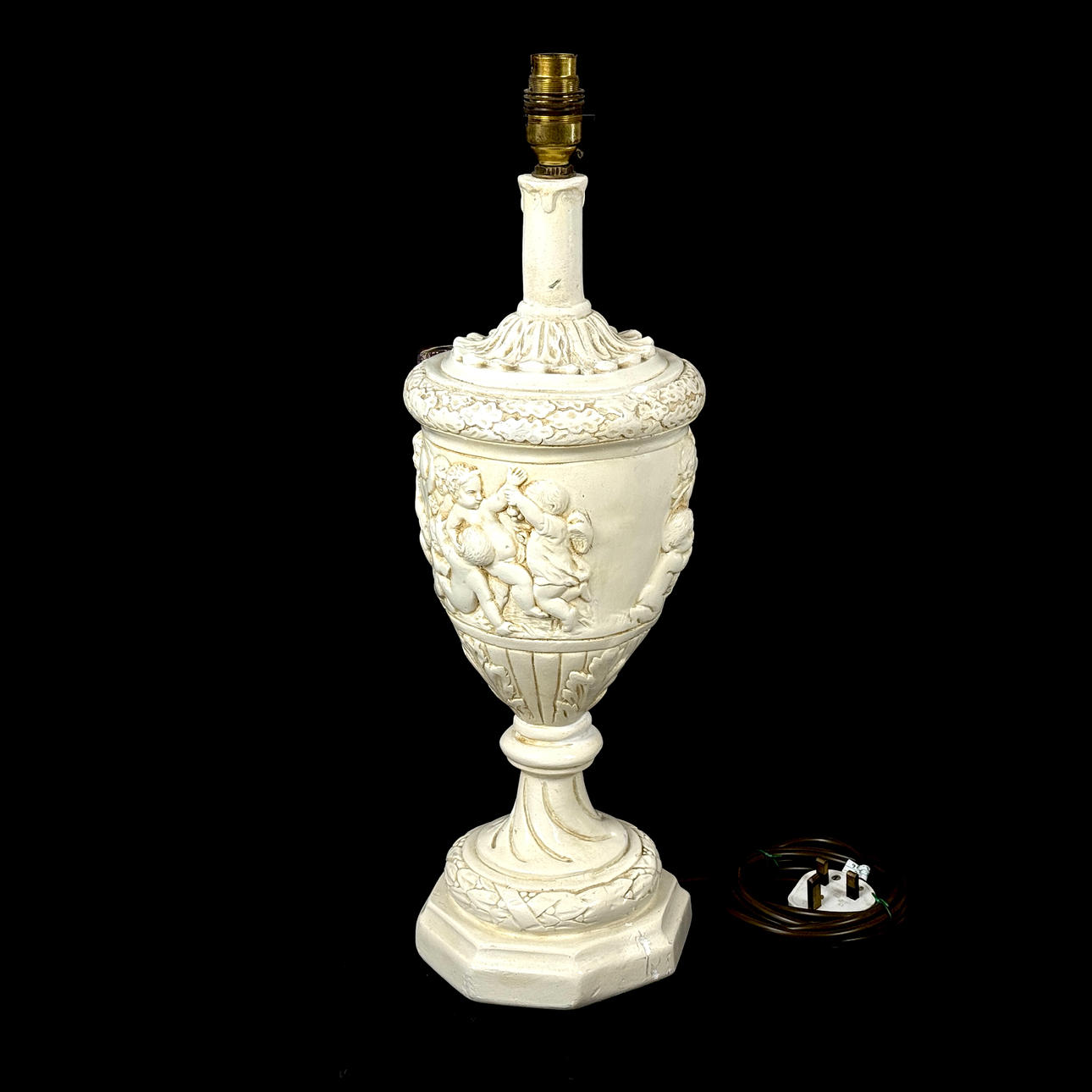 1950-TALETS ”KRITA” CHERUB BORDSLAMPA.