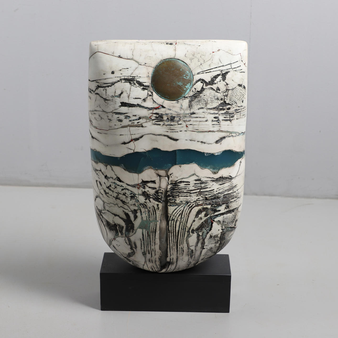 PETER HAYES (B1946) - LARGE RAKU SCULPTURE. Ceramics & Porcelain ...