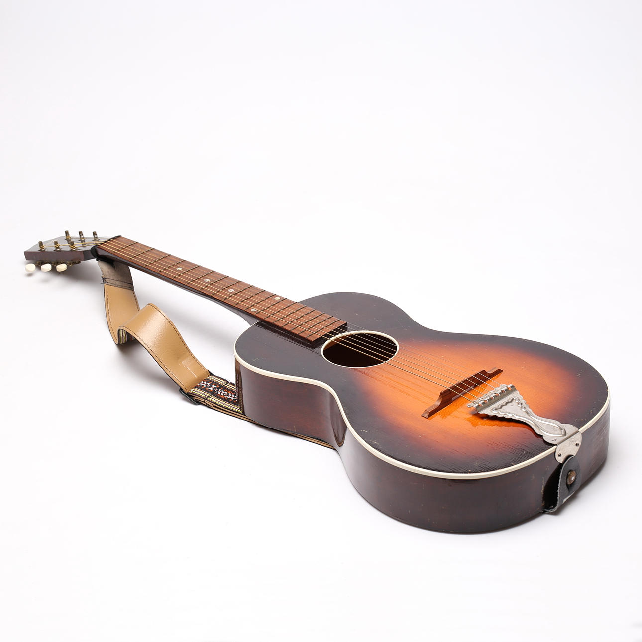 ACOUSTIC GUITAR, Levin,1942.