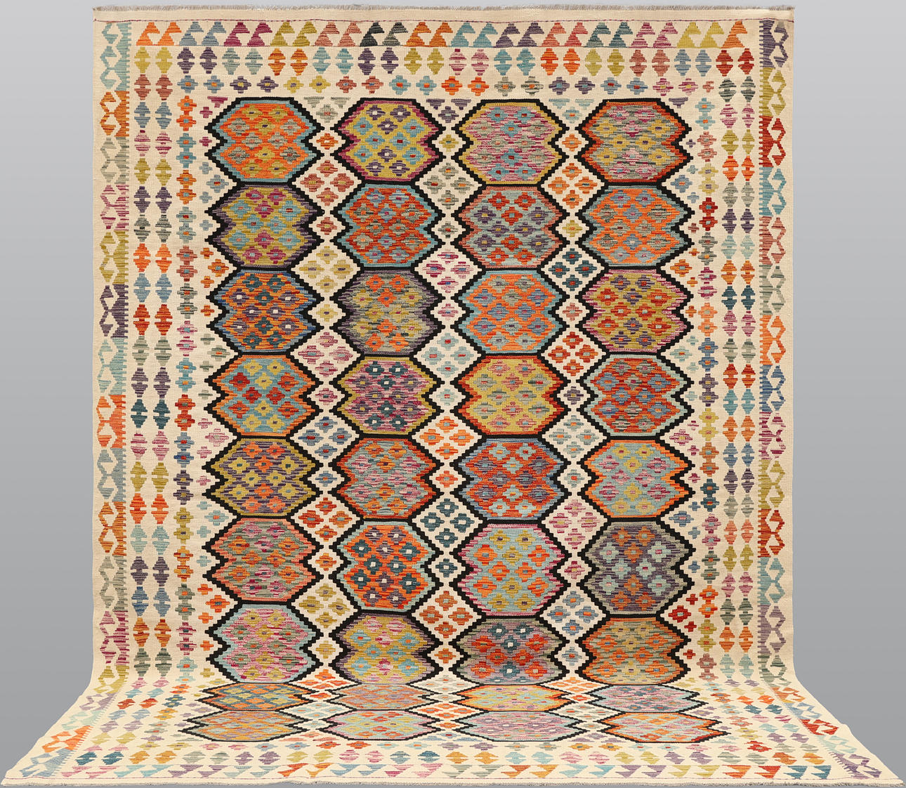 ORIENT CARPET. Kelim Classic Design, 346x252.