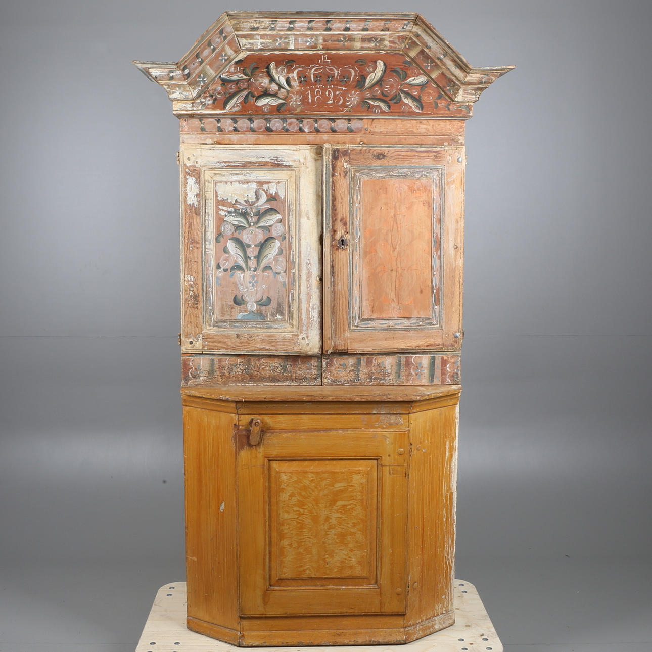 SKÄNKSKÅP, allmoge, Dalarna, 1800-tal.