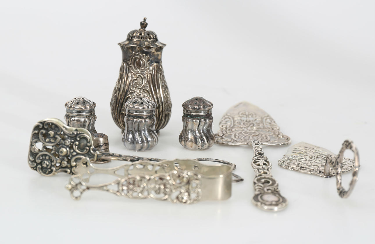 BESTICK OCH SALTKAR, silver, 9 delar, 192,2 gram.