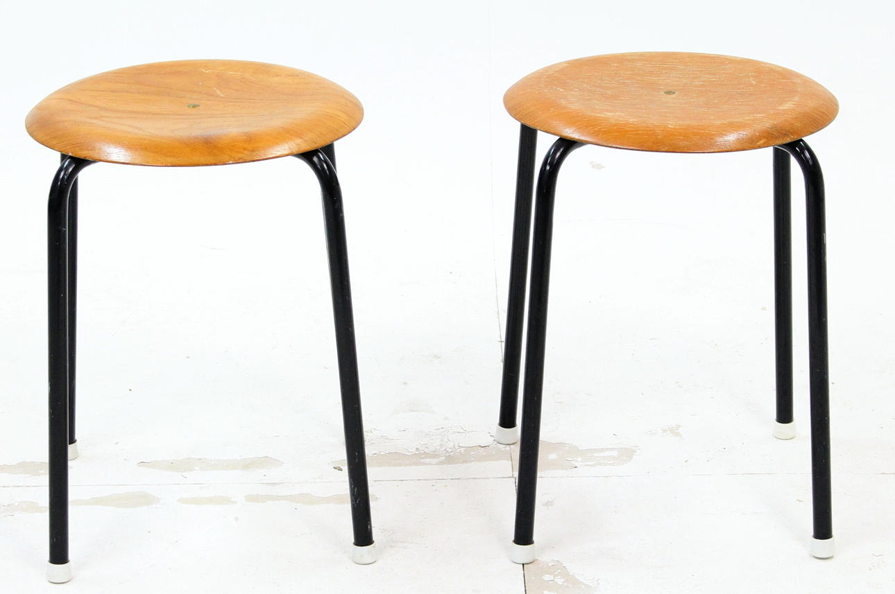 PALL, 2 st, stålrör och teak.