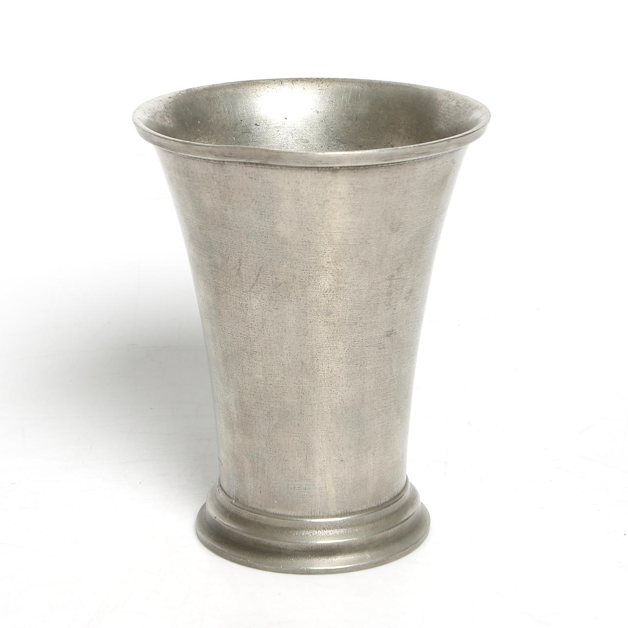 EDVIN OLLERS. POKAL, tenn, Schreuder & Olsson, Stockholm, 1944.