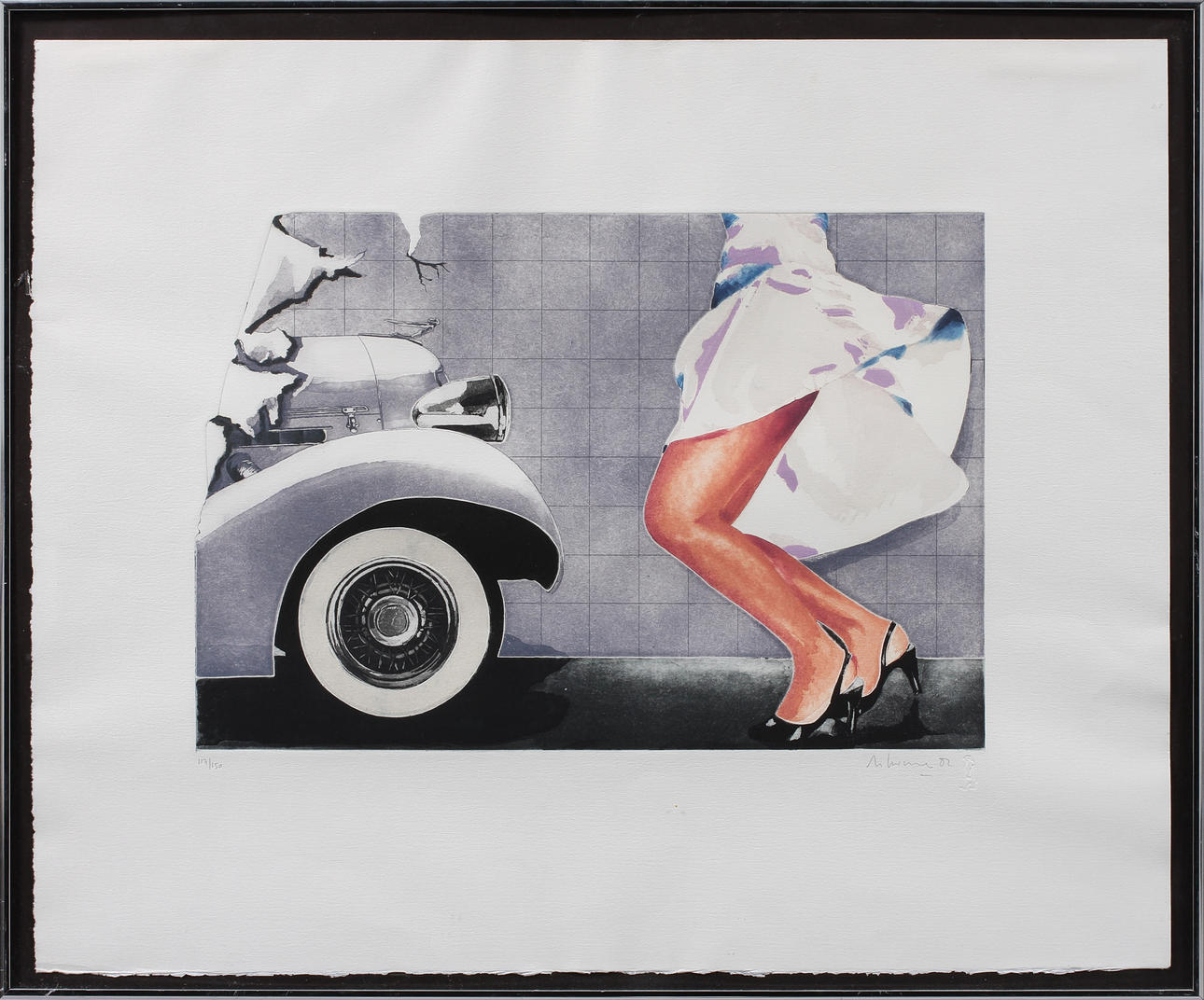 OIDENTIFIERAD KONSTNÄR. Bilfront och kvinnoben, färglitografi, signerad och numrerad 117/150.