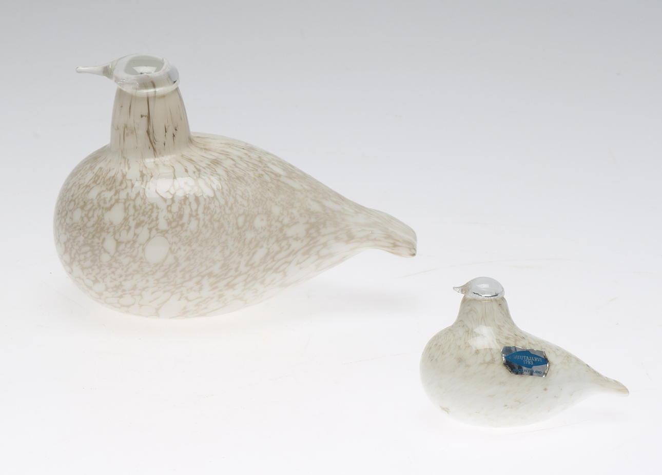 FÅGLAR, 2 st, glas, O Toikka, Nuutajärvi, Finland.