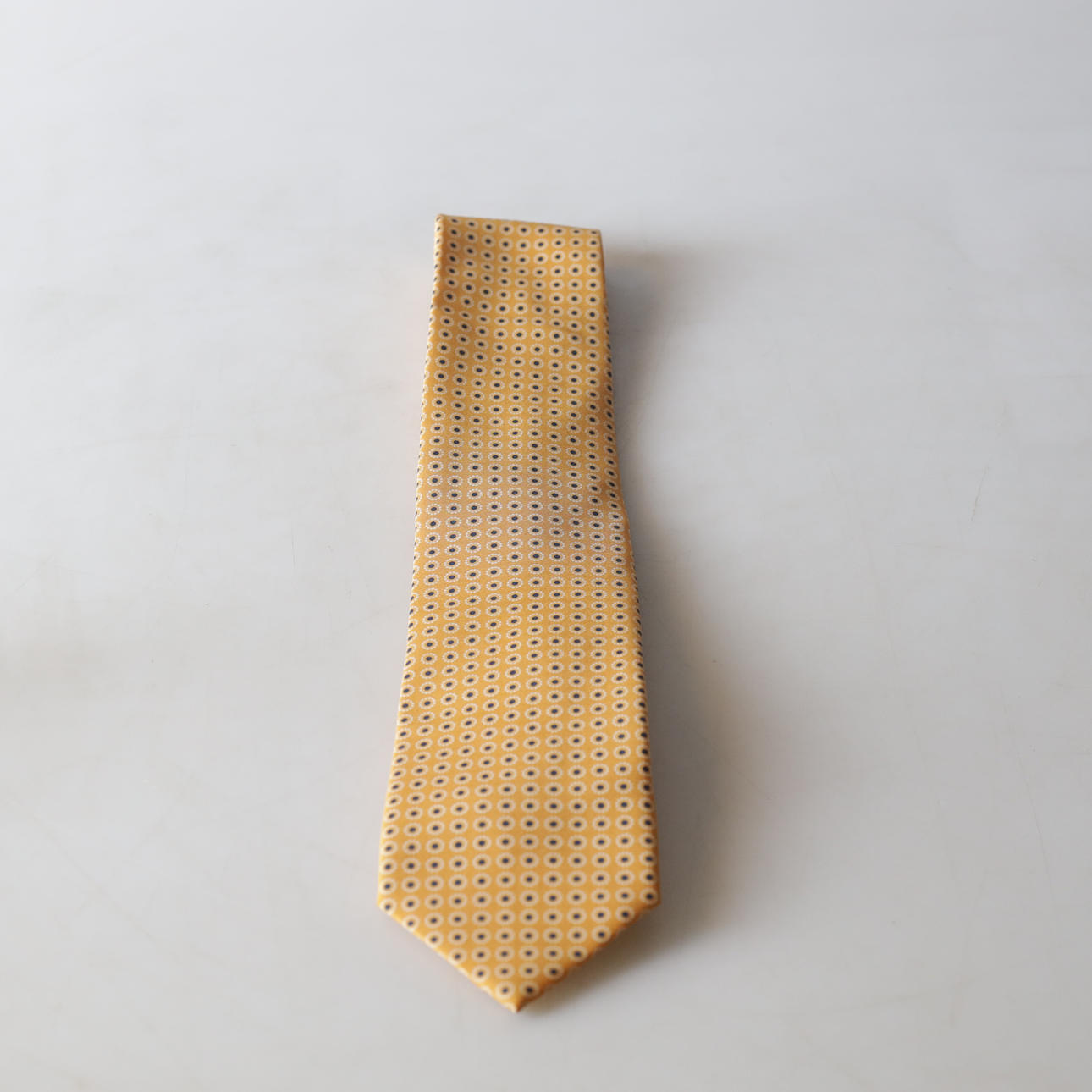 SLIPS, siden, Hermés, Frankrike.