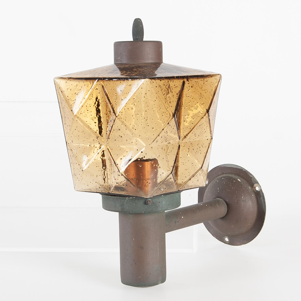 YTTERBELYSNING, 60-70-tal.