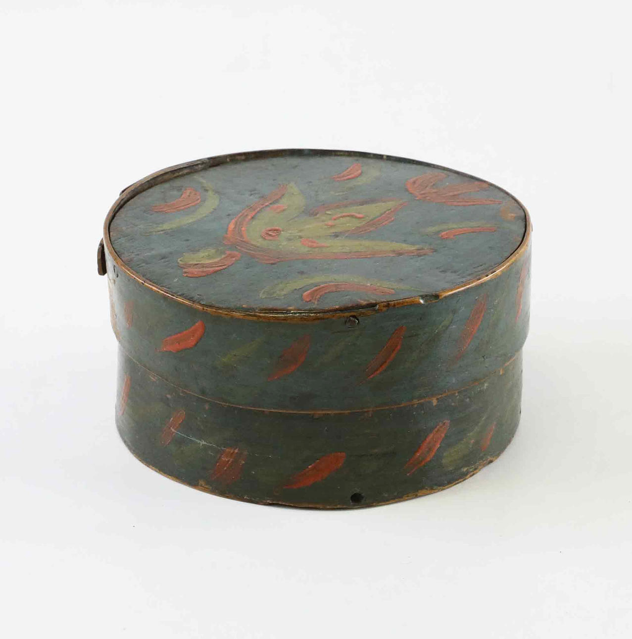 A 19th century general-purpose wash basin.