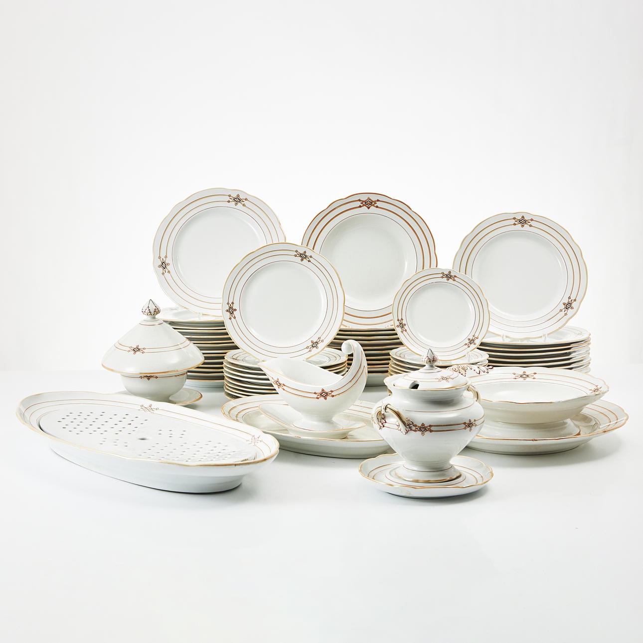 A 65 piece flintware set “Göteborg”, Rörstrand.