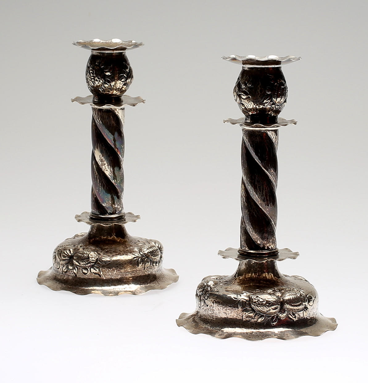 LJUSSTAKAR, ett par, silver, barockstil, Hultman, Stockholm, 1947.