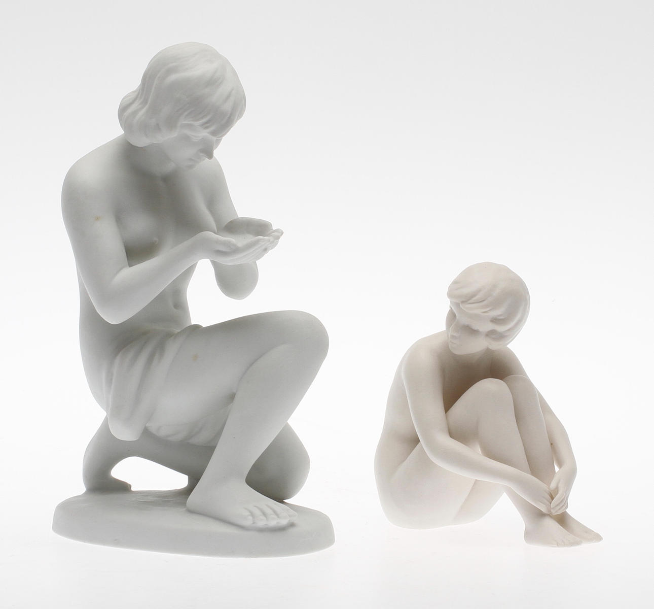 FIGURINER, 2 st, porslin, Wallendorf samt Goebel, 1900-tal.