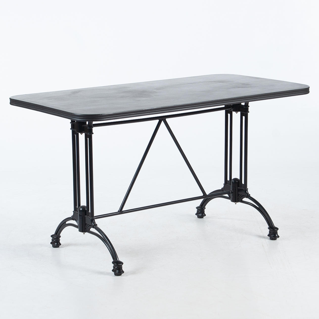 BISTROTISCH, FRANZÖSISCHER STIL.