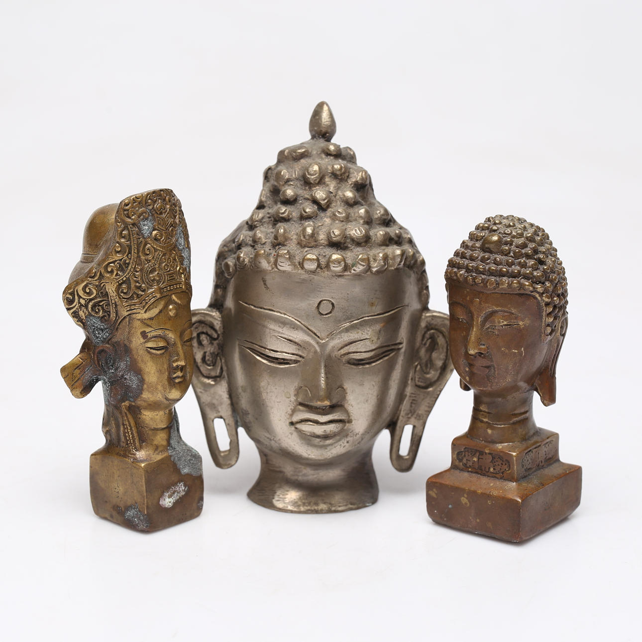 Ein Satz von 3 Metallskulpturen, orientalisch.