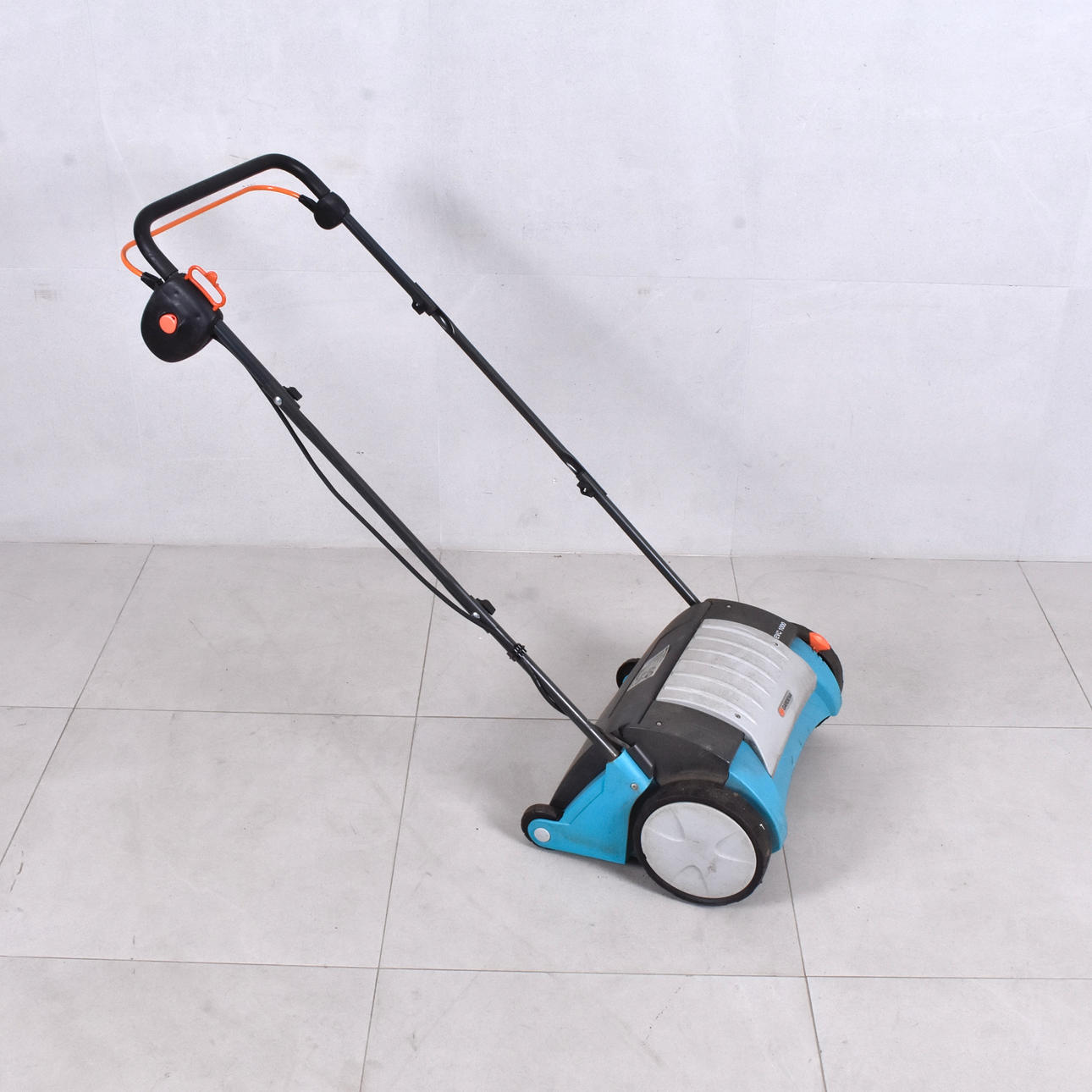 MOSSRIVARE, Gardena, EV 1000.