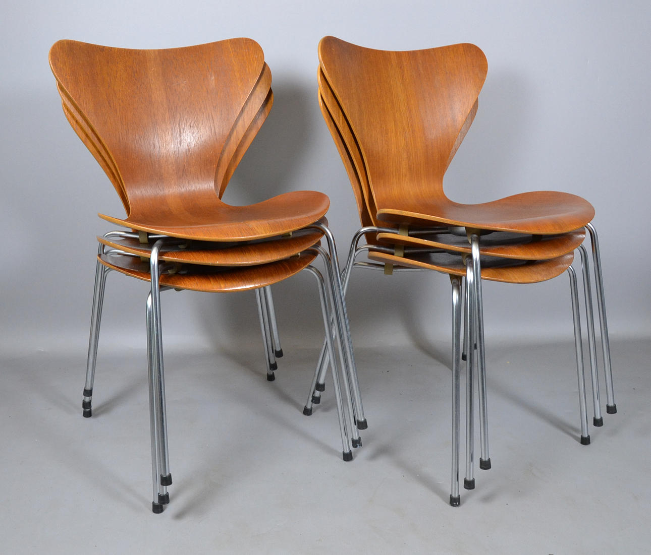 ARNE JACOBSEN. STOLAR, 6 st. Model 3107, teak.
