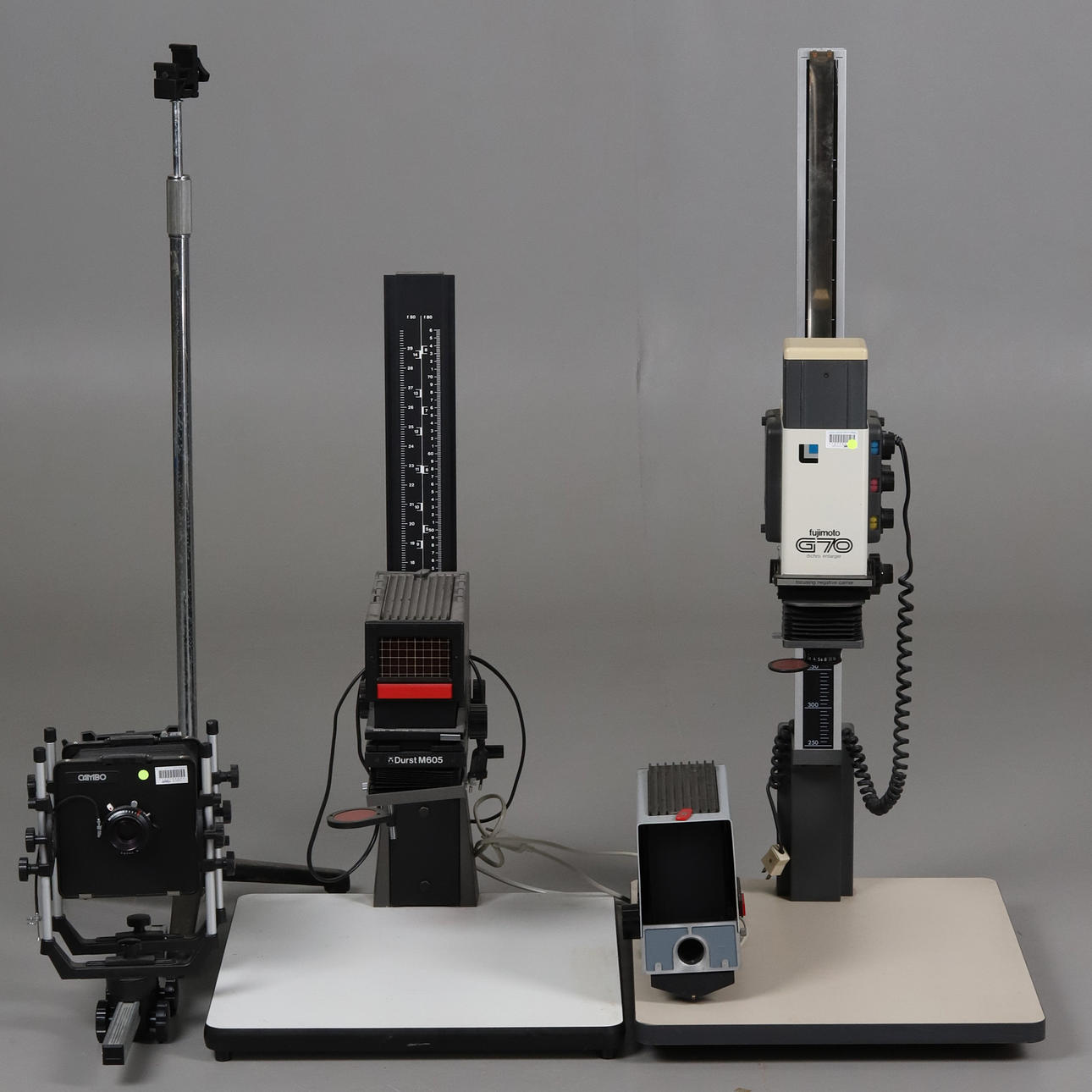 MÖRKRUMSUTRUSTNING, 1 PARTI MED, BLA DURST, FUJIMOTO.