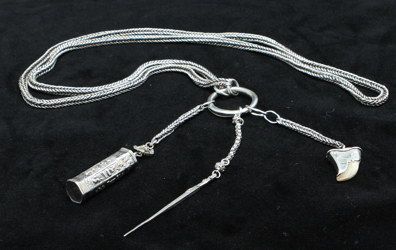 HALSKEDJA, silver, Vietnam/Kina, 1900-tal.