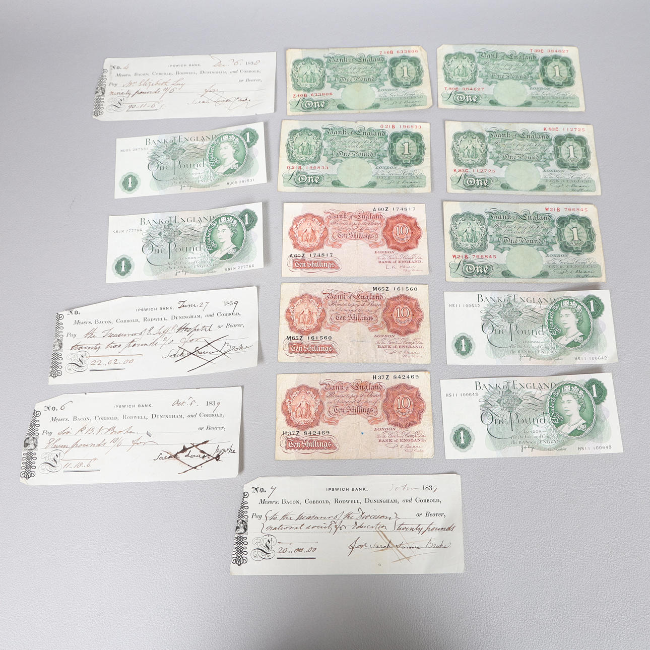 BRITISKE PENGESEDLER.