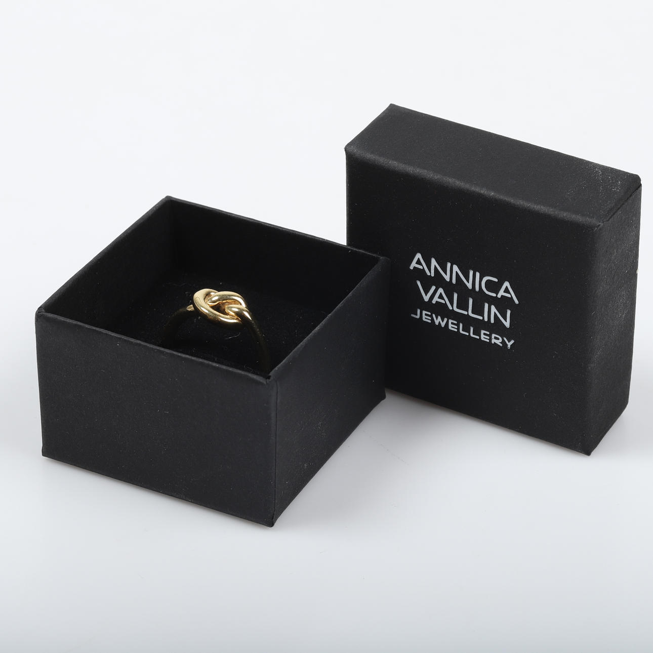 ANNICA VALLIN. Anillo, plata dorada, Estocolmo.