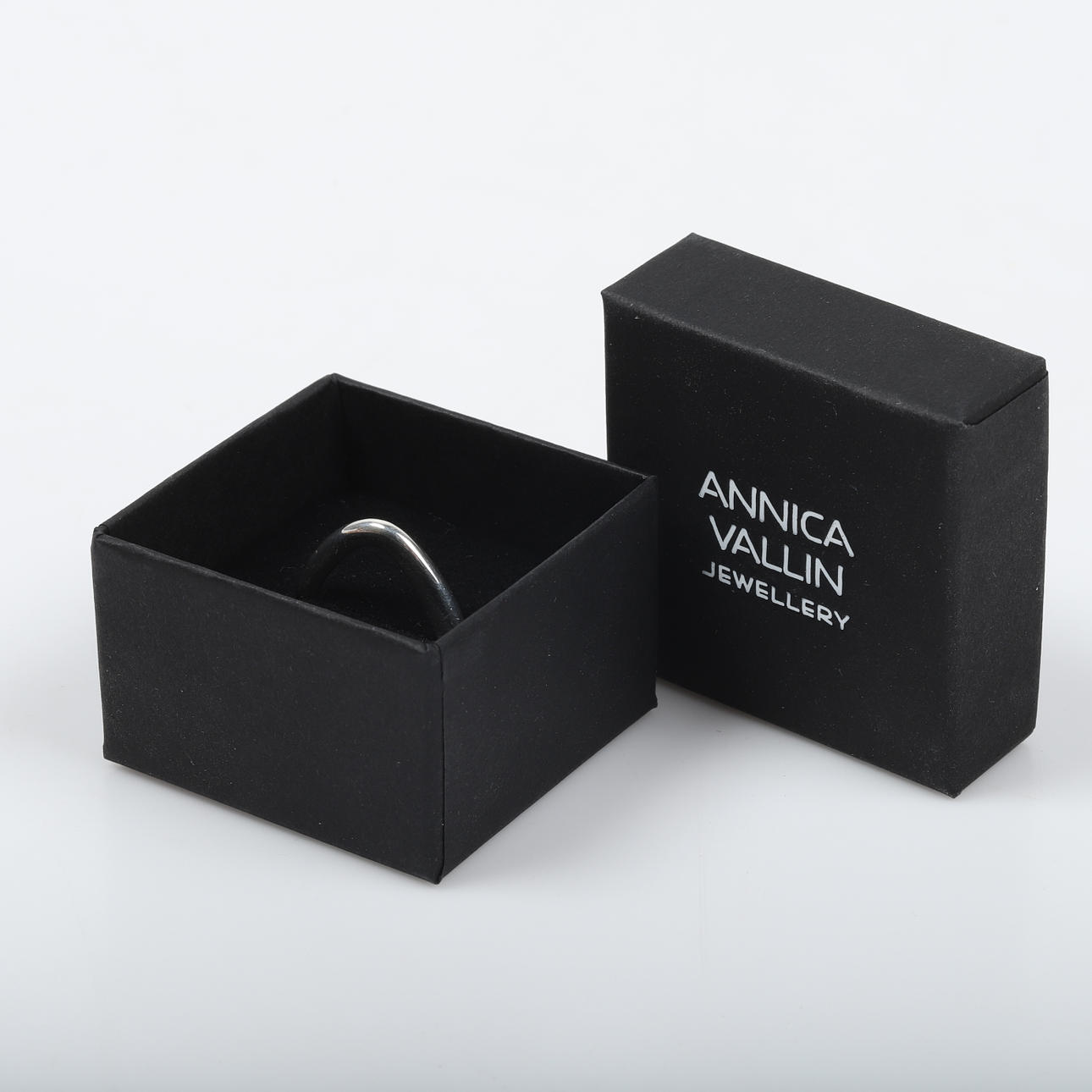 ANNICA VALLIN. Ring, silver, Stockholm.