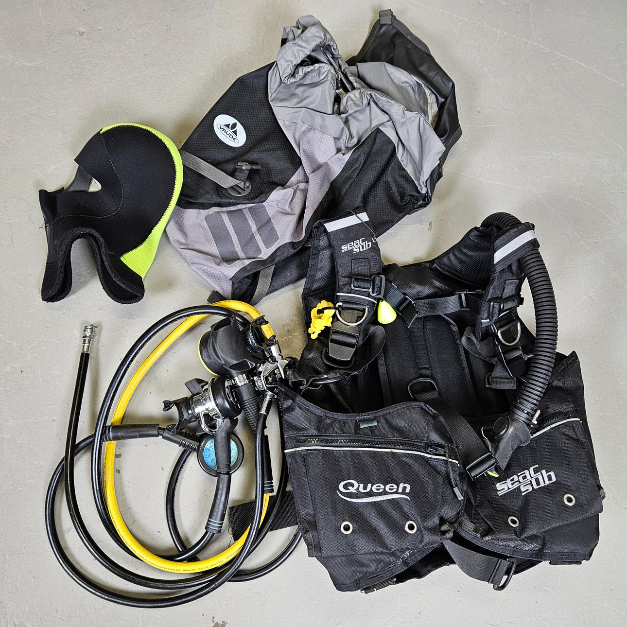 TAUCHAUSRÜSTUNG, Poseidon.