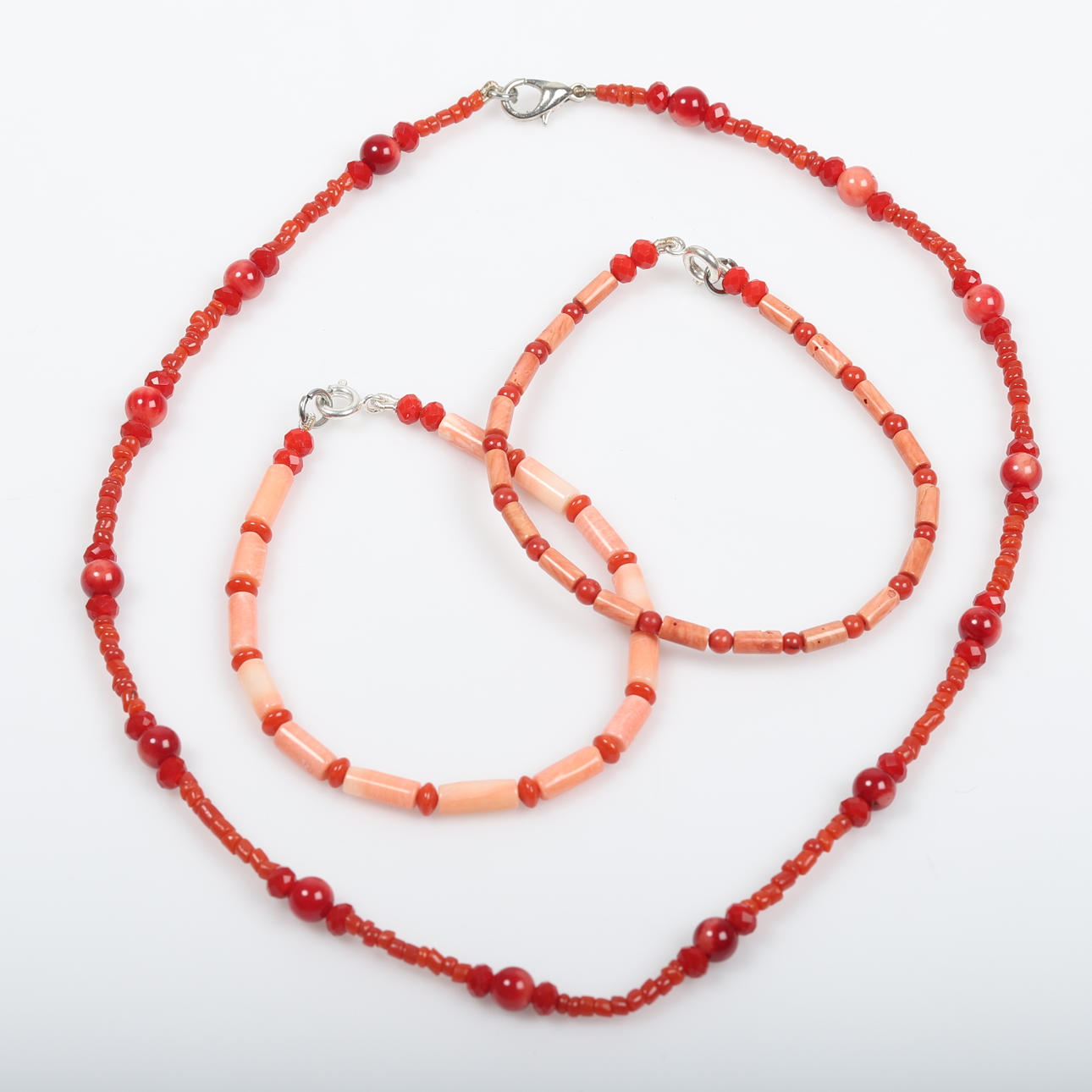 JOYERÍA, 3 piezas, coral.