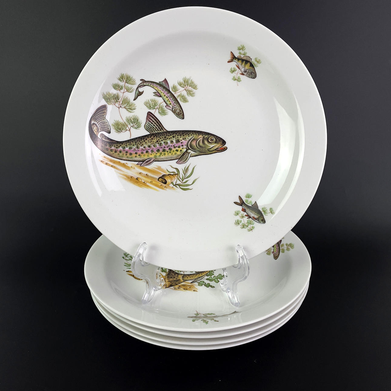 A set of 5 fish motif plates, Rörstrand.
