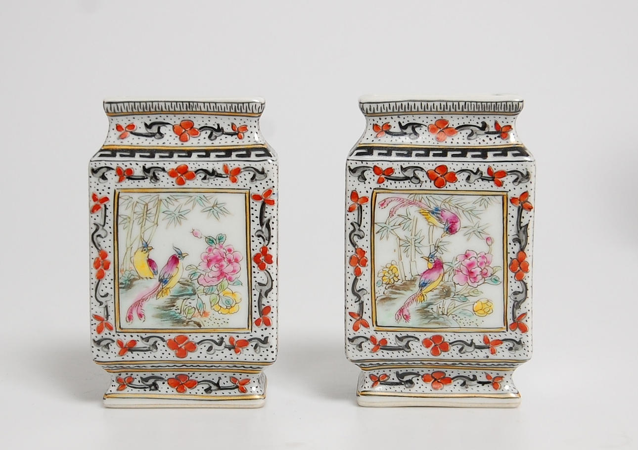 VASER, 1 par, porslin, Daoguang märkt, Kina.