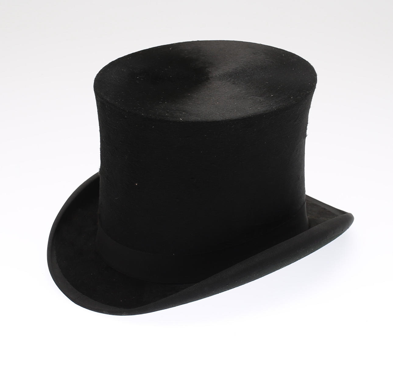 TOP HAT, 1900-talets början.