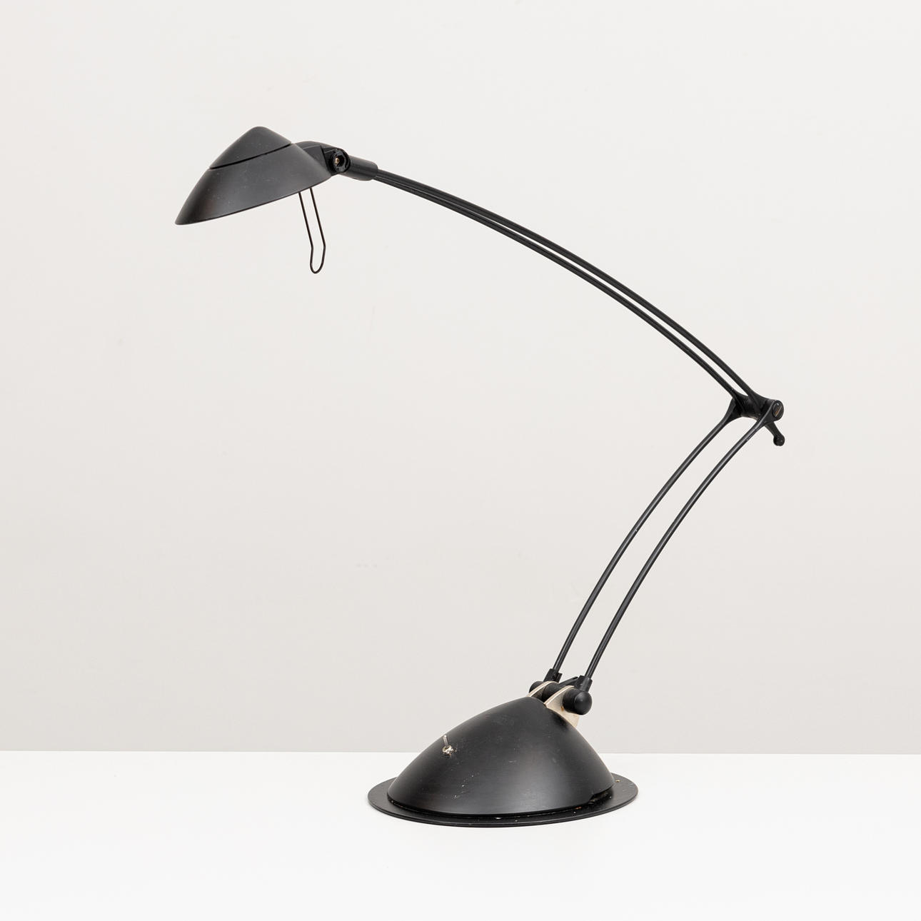 PHILIPPE STEPHANT. Table lamp, black painted metal, Manade.