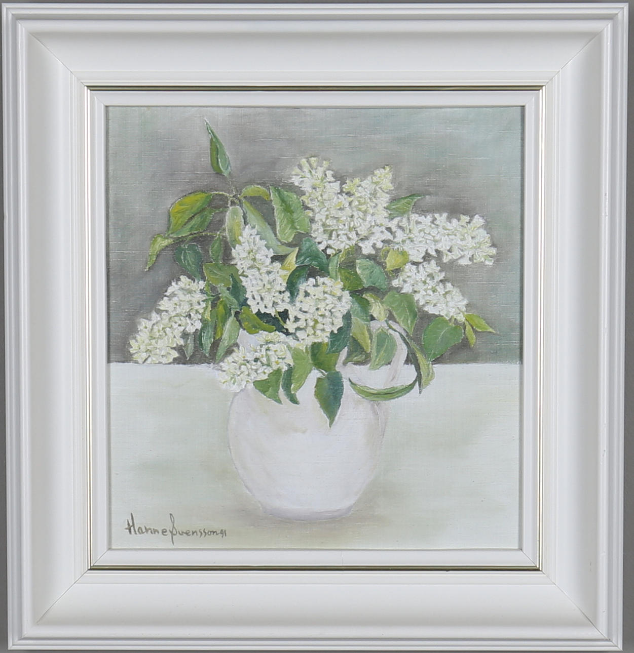 HANNE SVENSSON. Syrenstilleben, olja på duk, signerad.