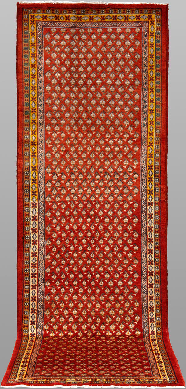 ORIENT CARPET. Hamadan Gallery Model, 303x102.