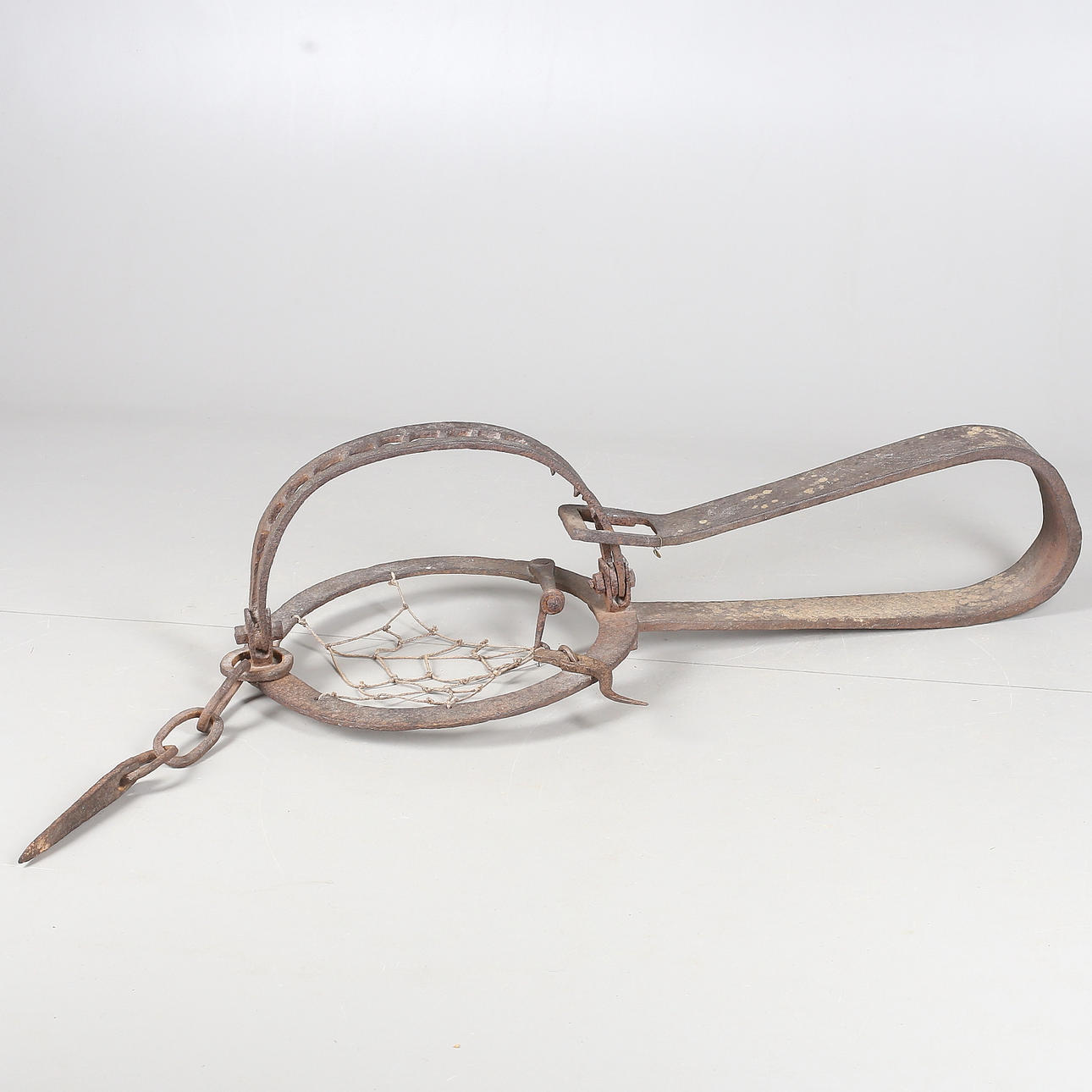 BJÖRNSAX, järn, längd 104 cm, 1800-tal.