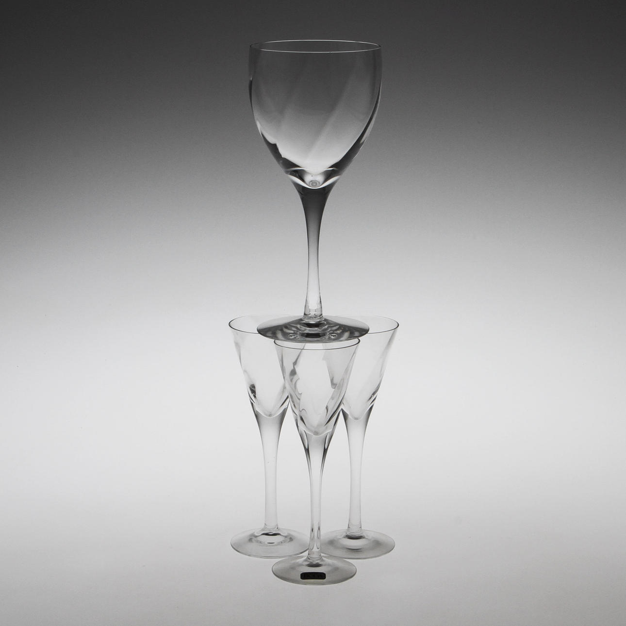 GLASSERVISDELAR, 19 st, glas, "Chateau" Kosta Boda.