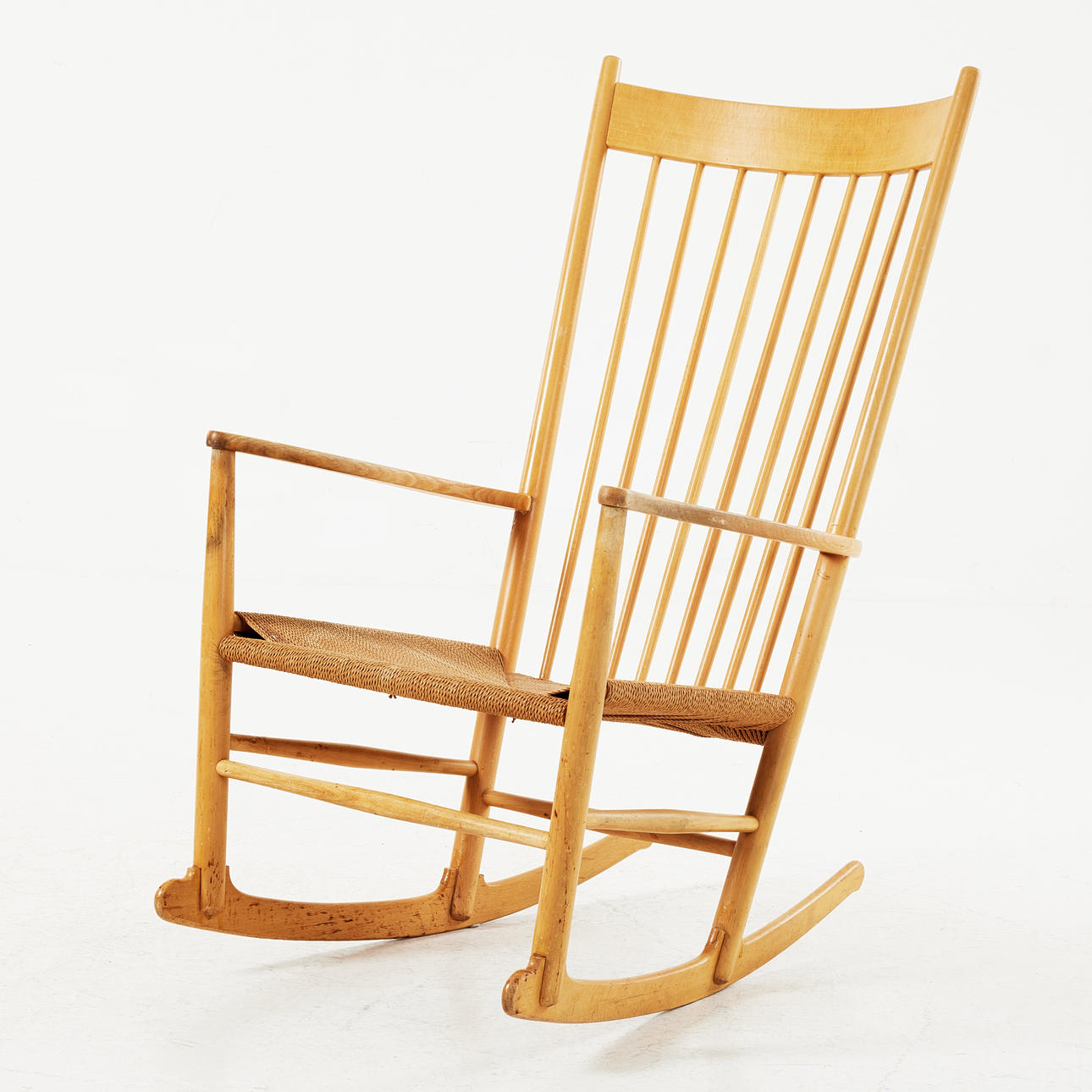 HANS J WEGNER. GYNGESTOL, „J-16", Danmark.