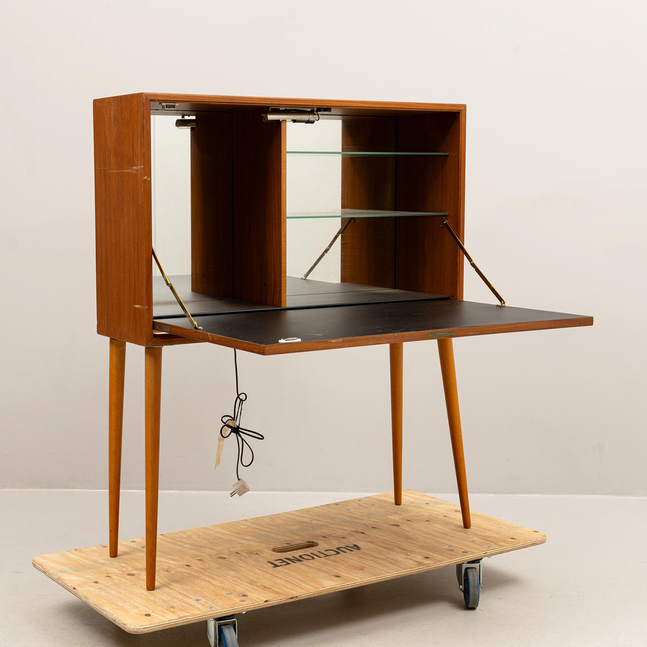 BARSKÅP, teak, 1900-talets mitt.