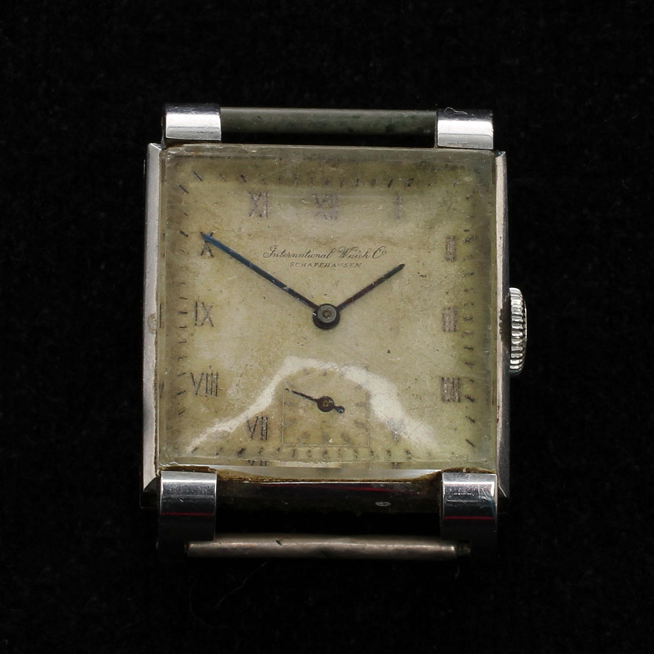 ARMBANDSUR, International Watch Co IWC Schauffhausen, cal. C62, manuell, boett av stål. 1940-tal.