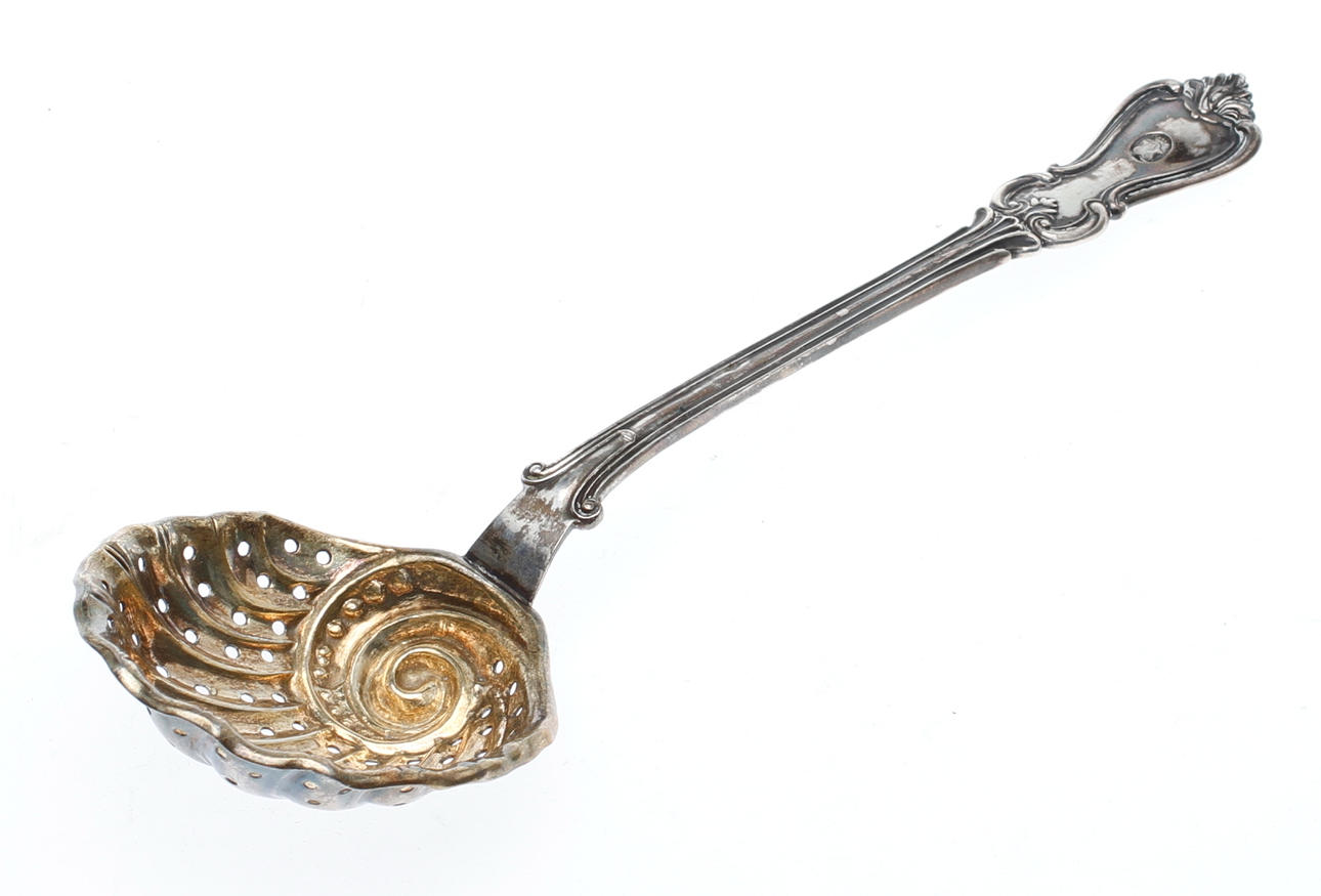 SOCKERSTRÖARE, silver, Gustaf Möllenborg 1855, 68,1 gram.