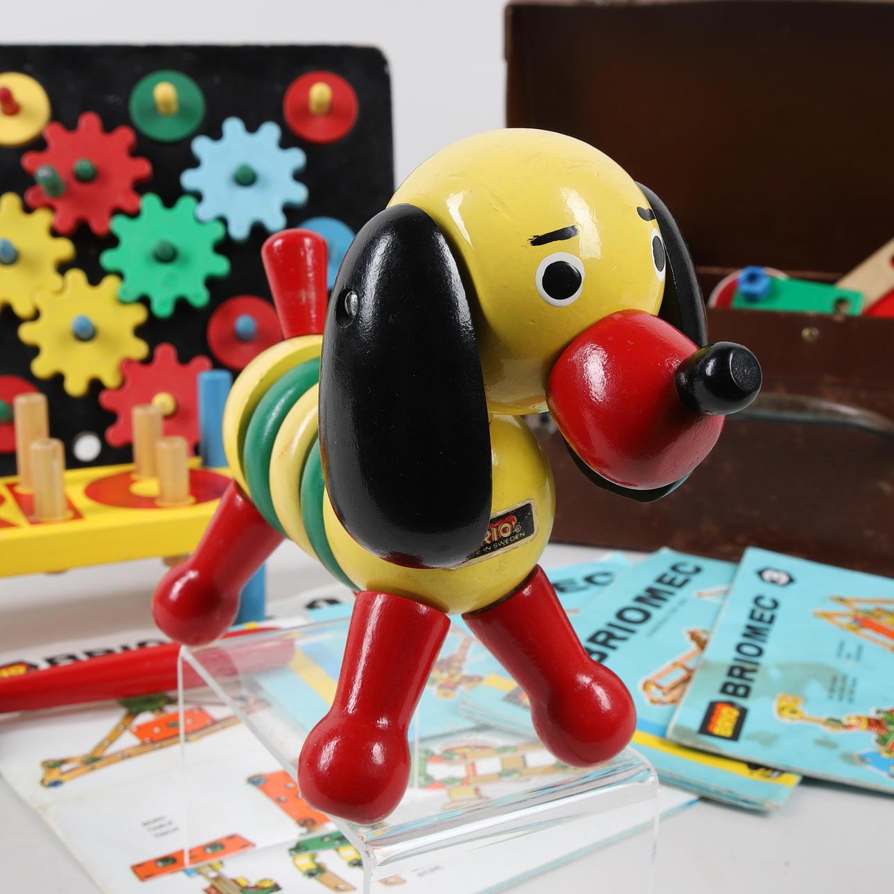 BRIO, Spielzeug, Holz und Kunststoff.