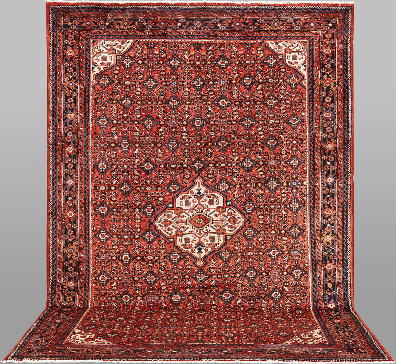 ORIENT CARPET, Hosseinabad. Approx. 320 x 210 cm.