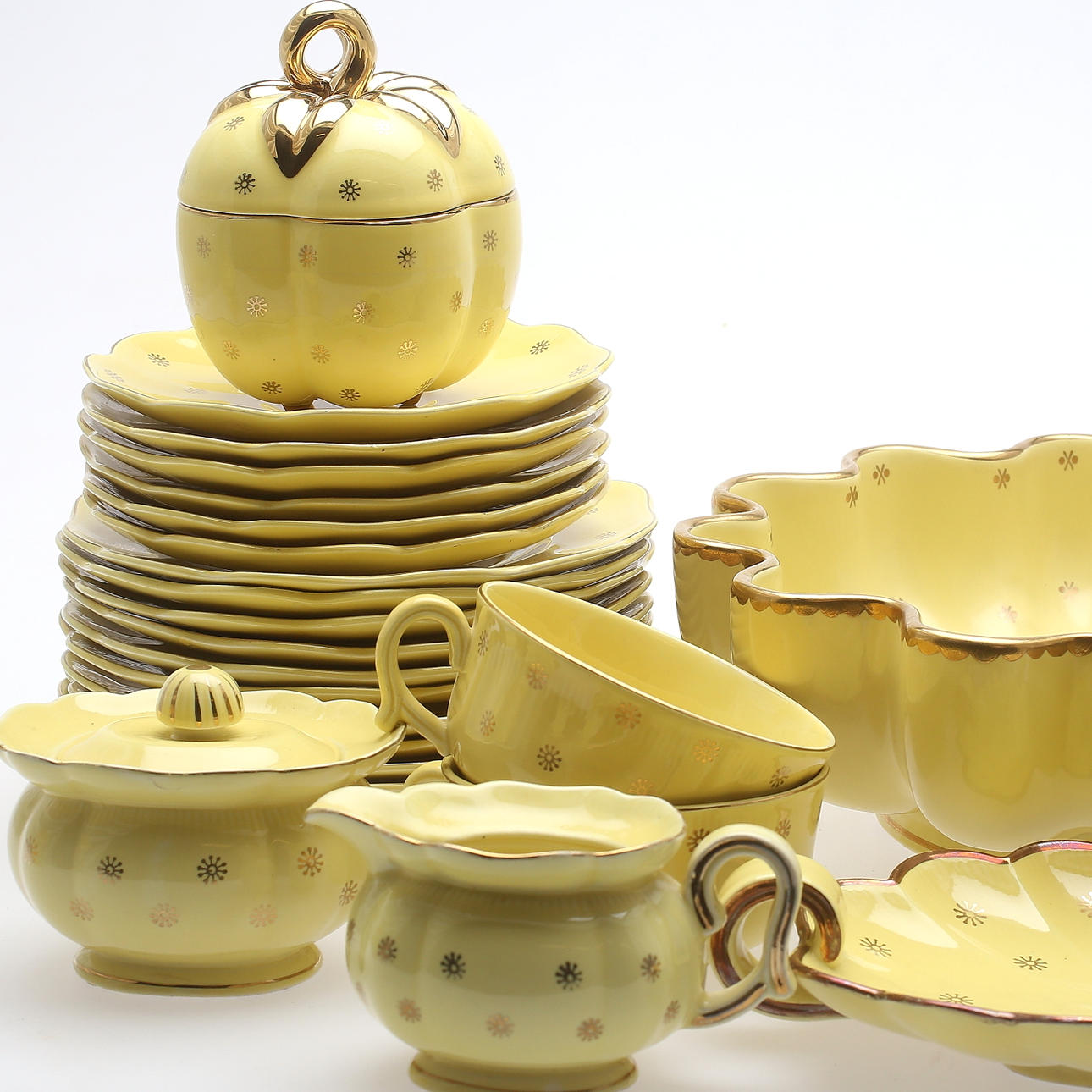 SERVISDELAR, 28 delar "Neapel", 1 del "Rex", Arthur Percy, Gefle, omkring 1900-talets mitt.