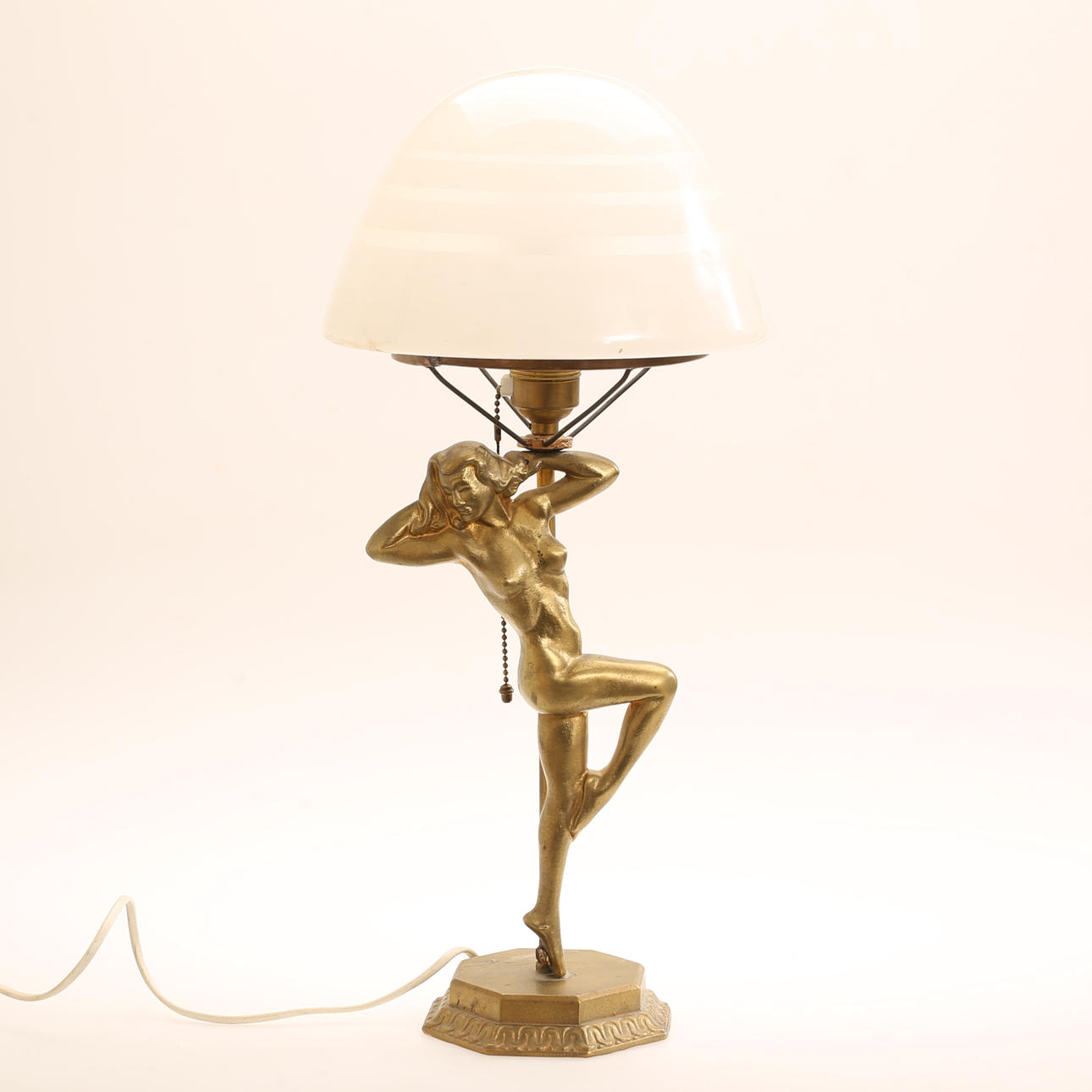 BORDSLAMPA, mässing, 1900-talets första hälft.