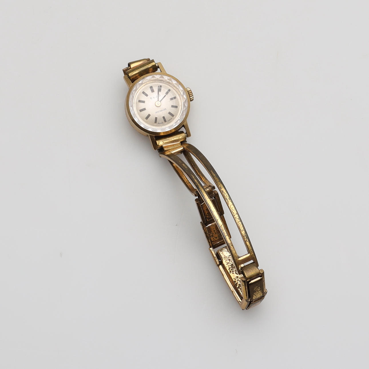 DAMUR Eljo 18K i etui.