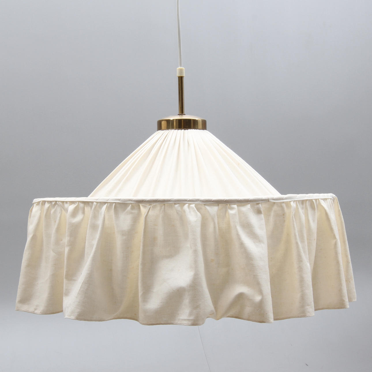 TAKLAMPA, modellnr. 2559/2560, design Josef Frank för Svenskt Tenn.