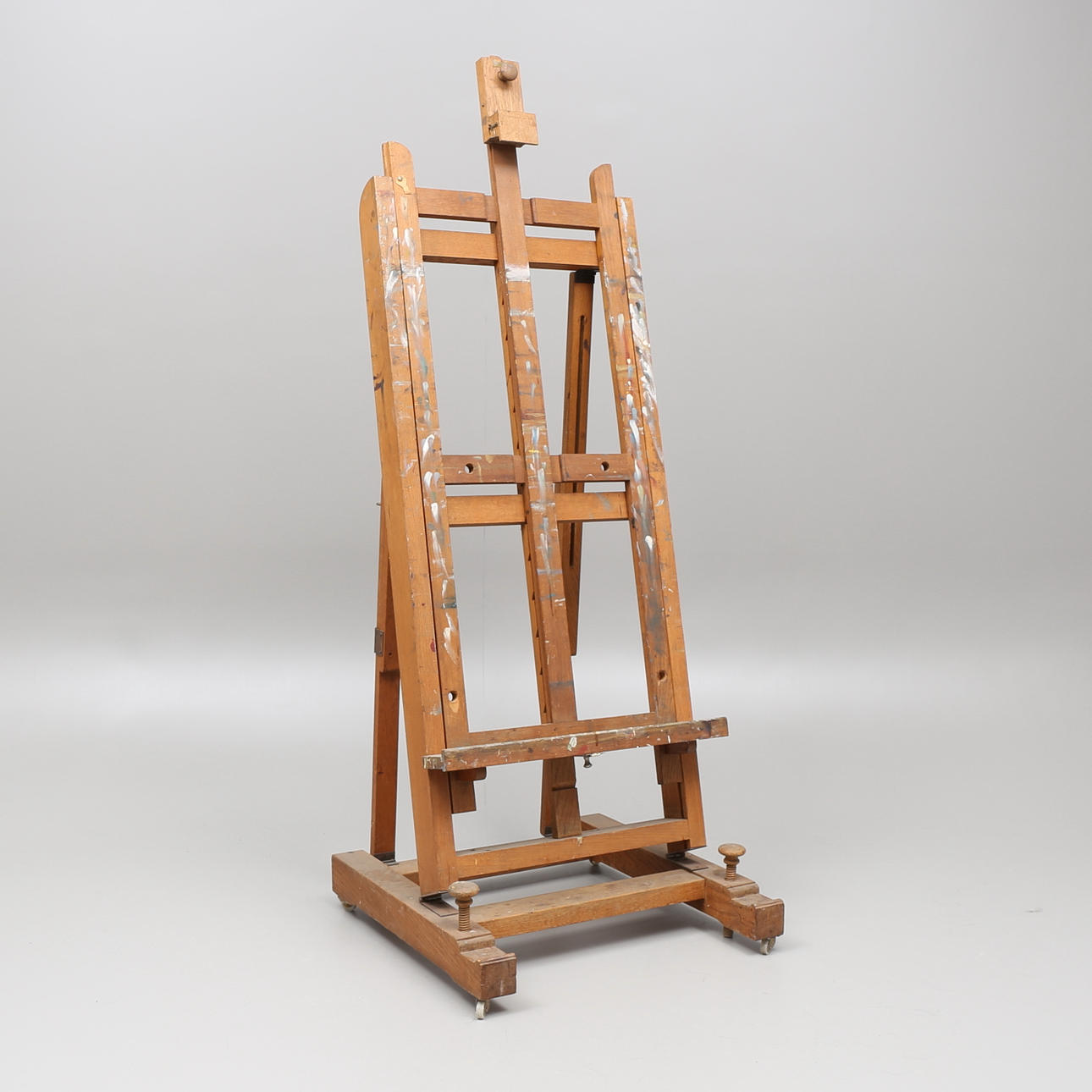 STAFFLI, AB Wilhelm Becker, Stockholm, enligt uppgift proveniens konstnären Gustaf Sjöö.