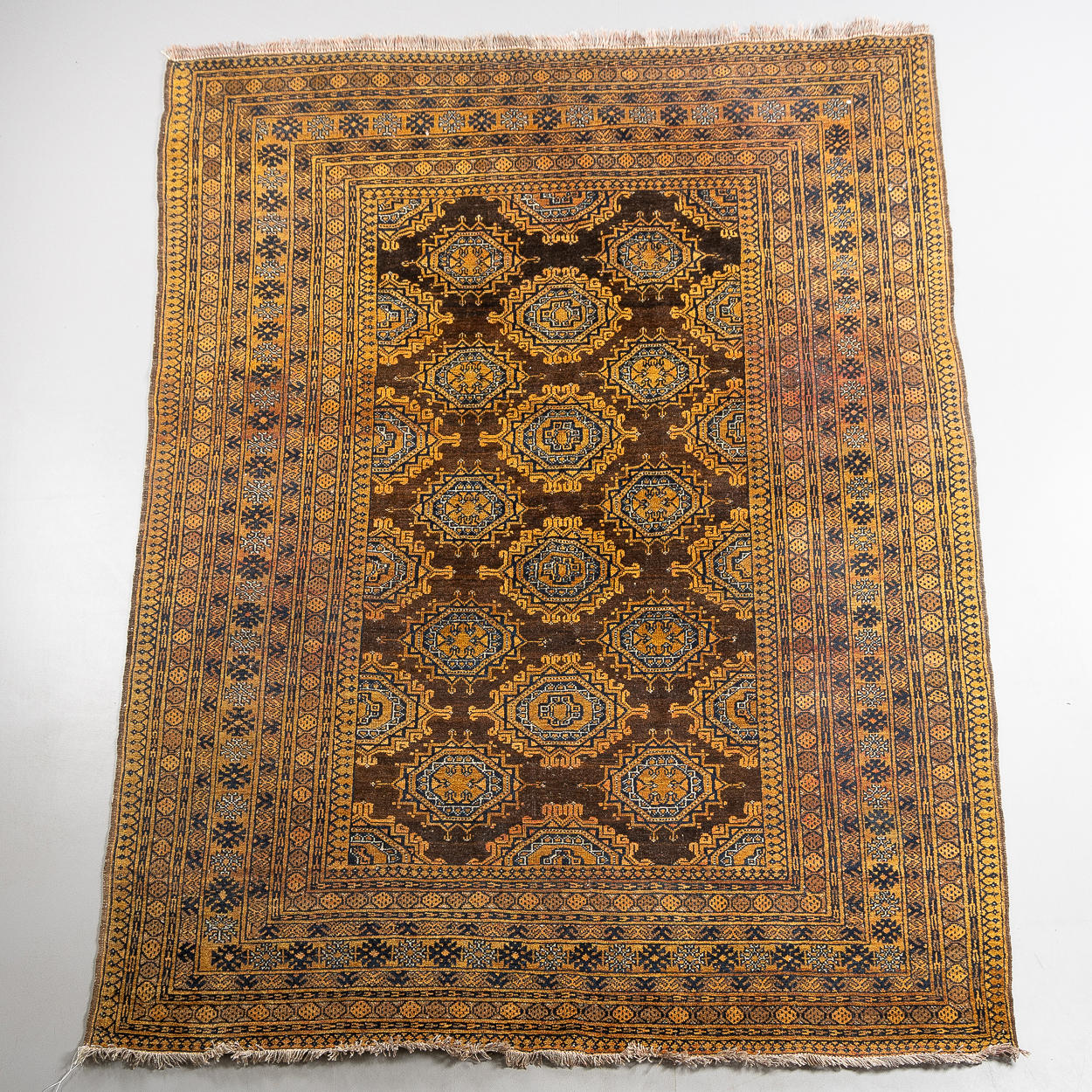 TÆPPE, nomadetæppe, ca 280x205 cm.